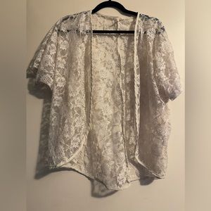 Lace cropped cardigan size medium/large